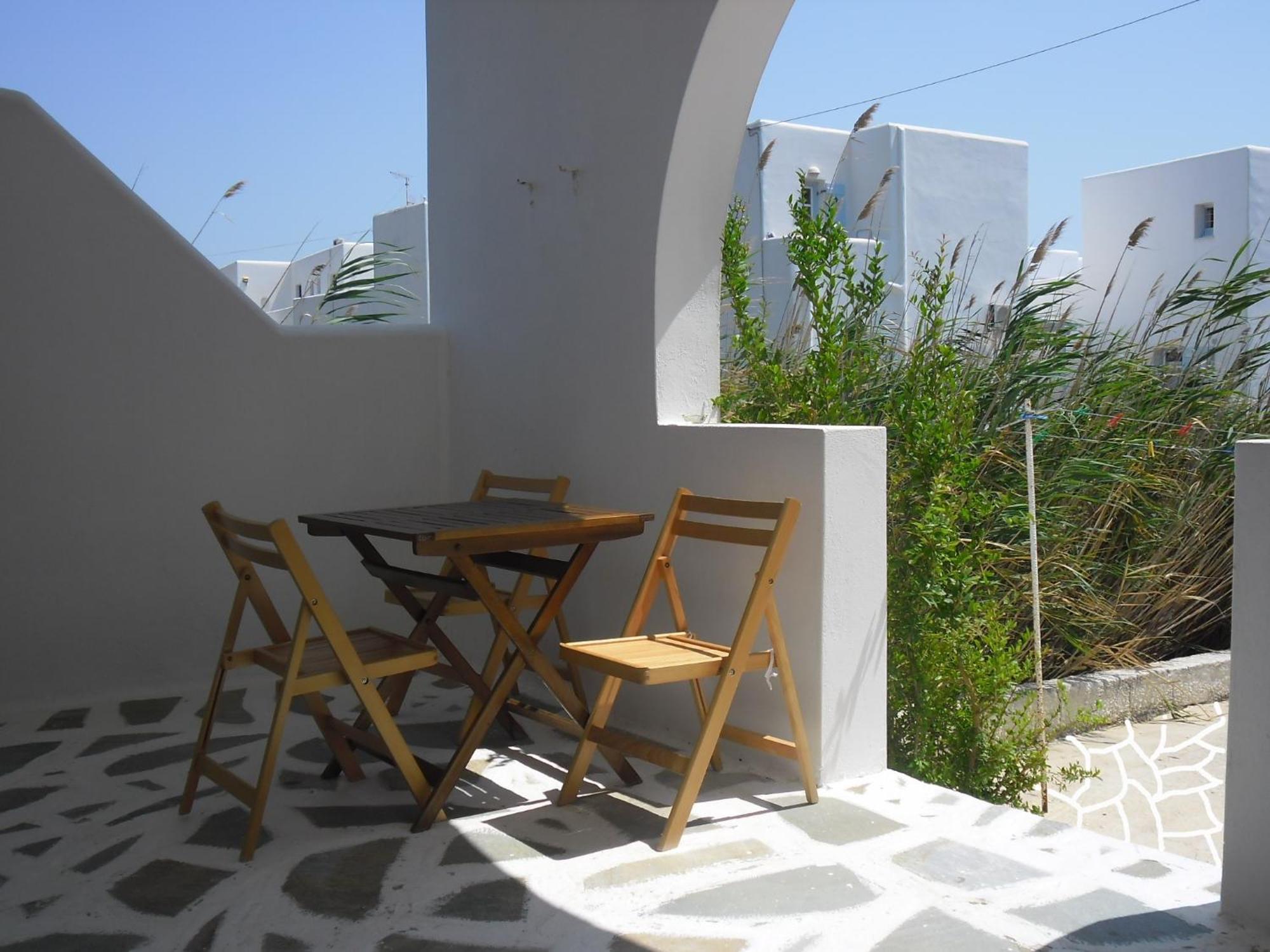 Studios Parian Blu
