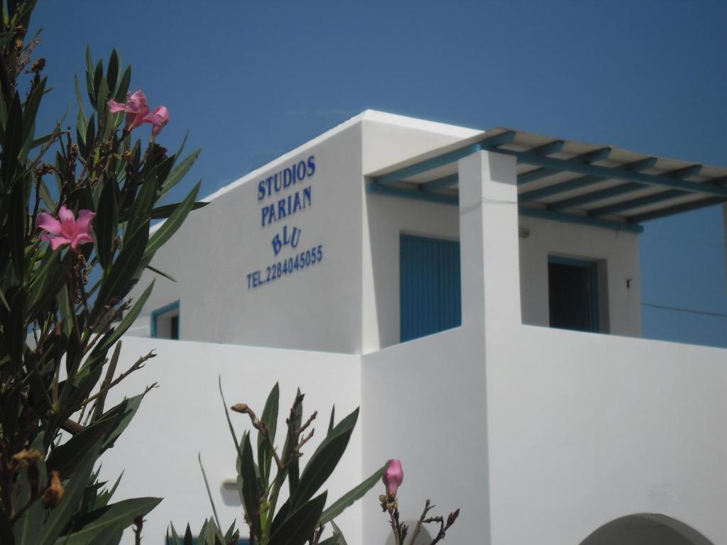 Studios Parian Blu *