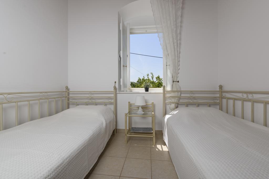 Holiday home Anassa Traditional Stone House