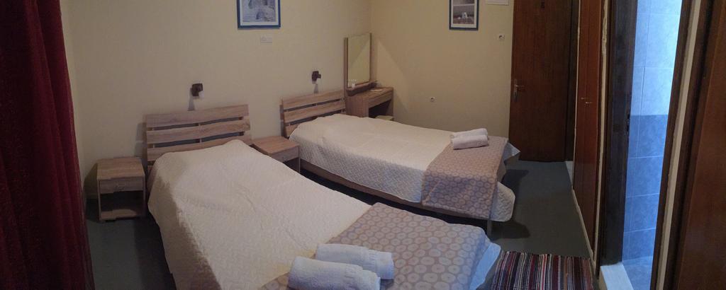 Platanos Guest house