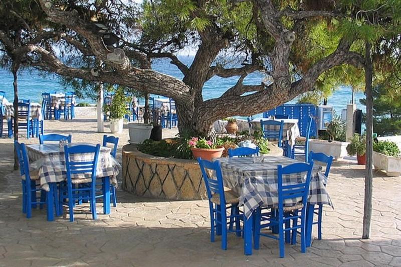 Sissy 2* Aegina