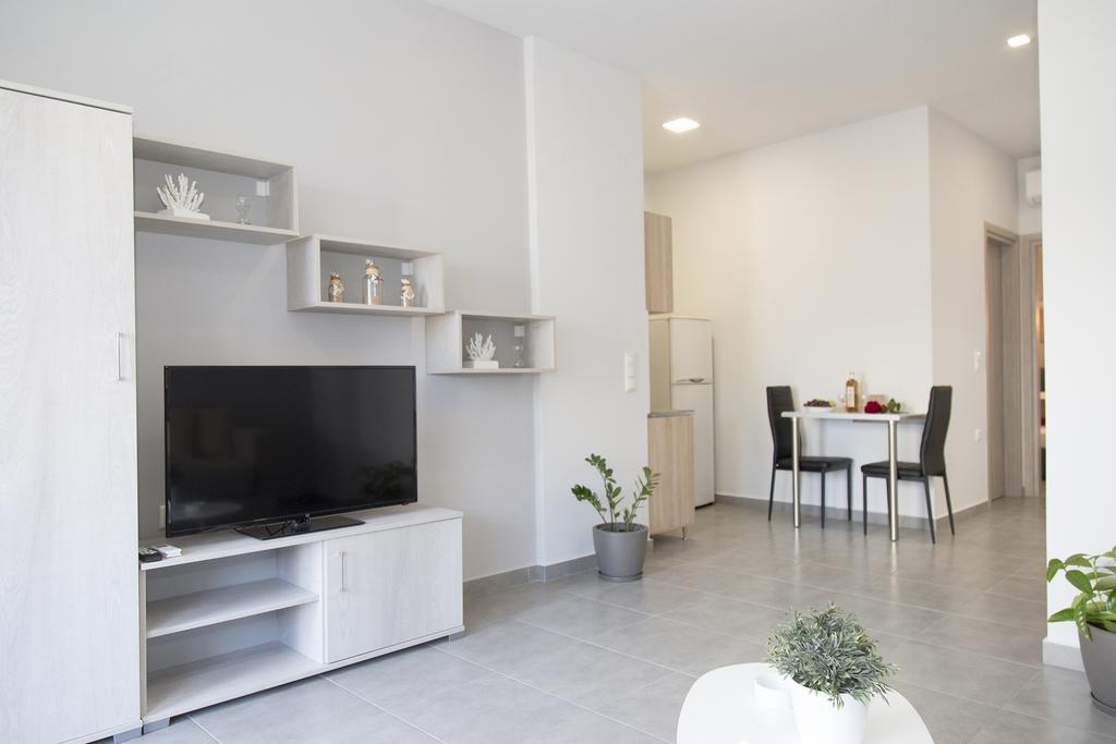 Litinakis Studios Apartment