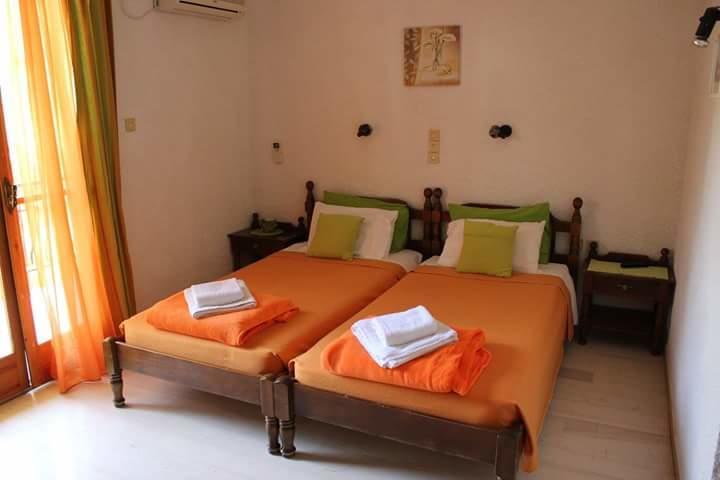 Artemis Guest house *