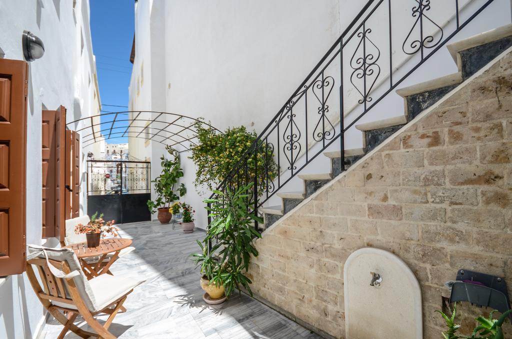 Center Houses * Naxos City