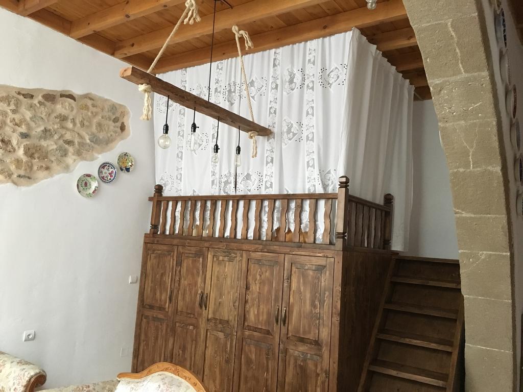 Anemos Traditional Villa Holiday home