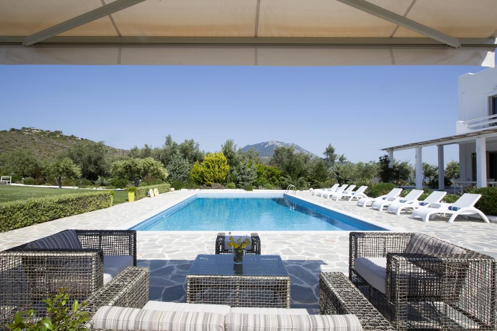 Elena In Loutraki Villa Vouliagmeni Lake