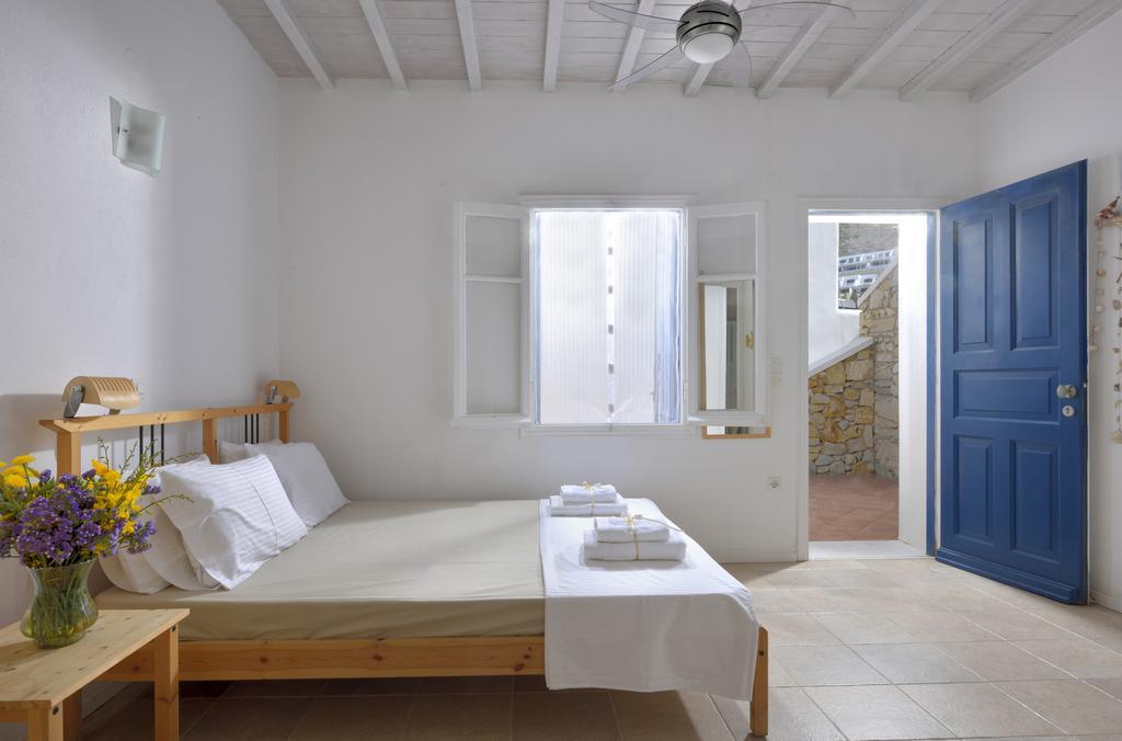 Chrysta Holiday home *