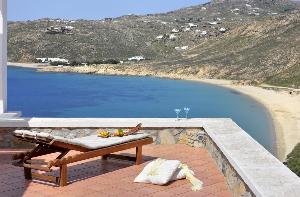 Chrysta Holiday home *