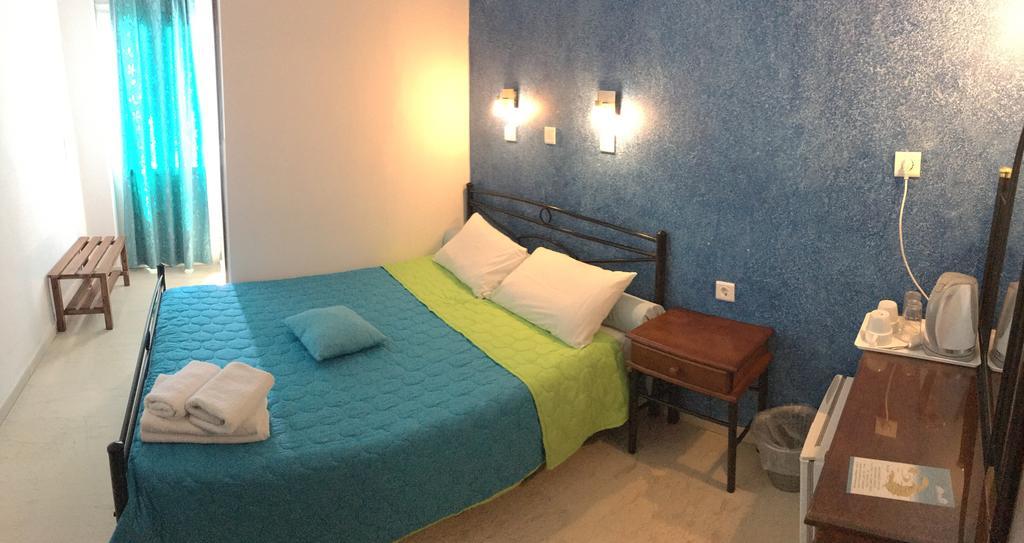 Pelekanos Guest house