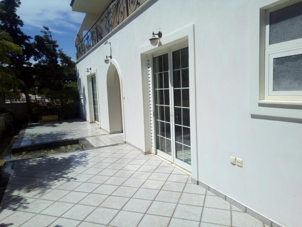 Christina Beachfront * Vromopousi