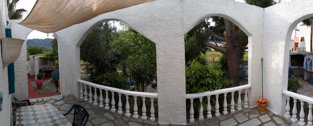 Manos Studios & Apartments Skopelos Town