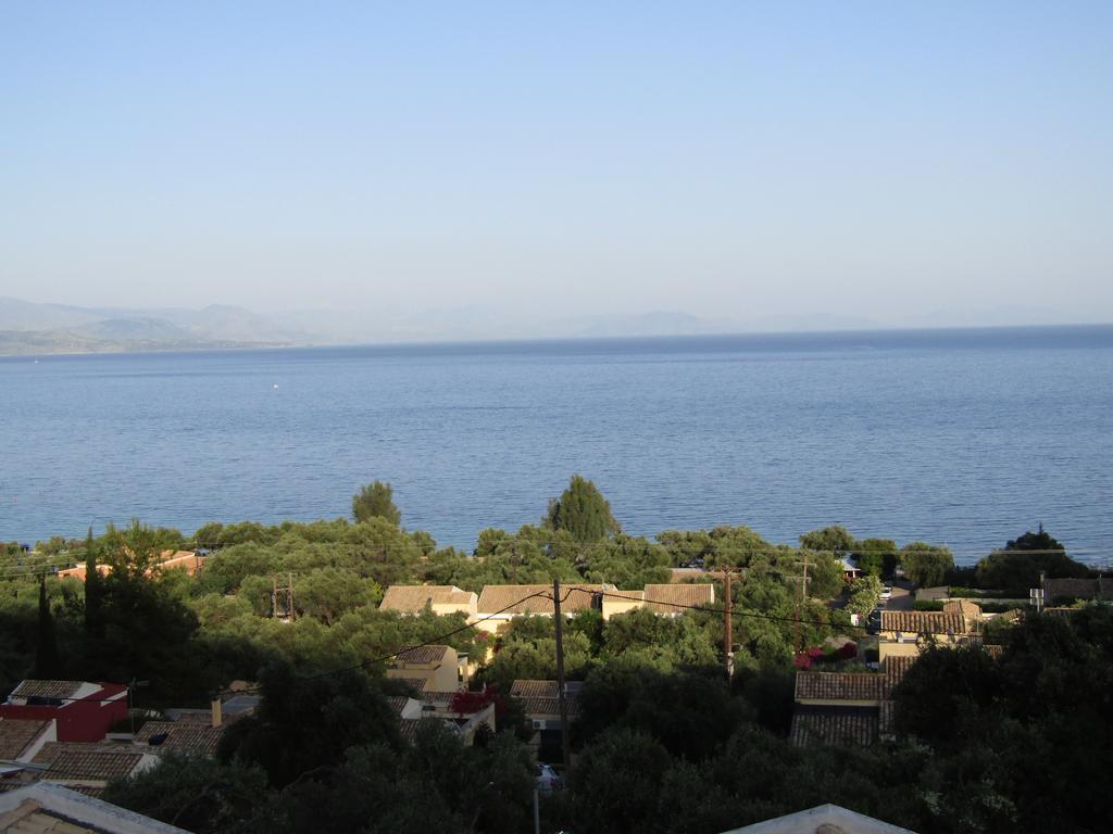 Holiday home Beach Two Bedroom Maisonette With Sea View Barbati