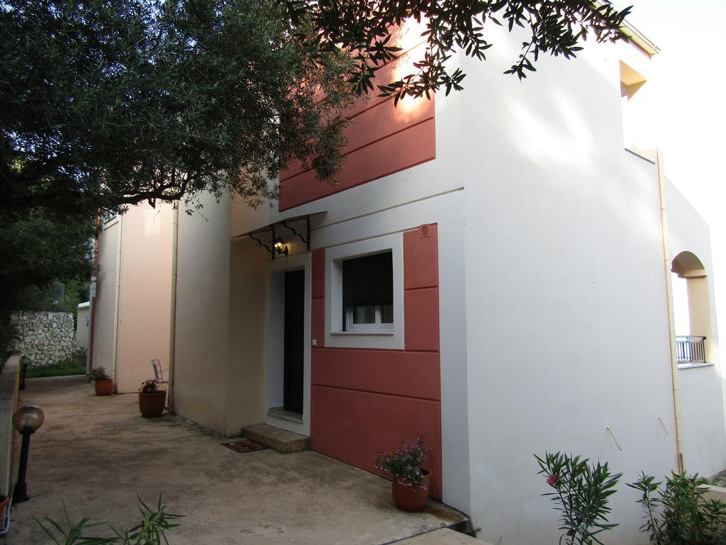 Beach Two Bedroom Maisonette With Sea View Holiday home Barbati