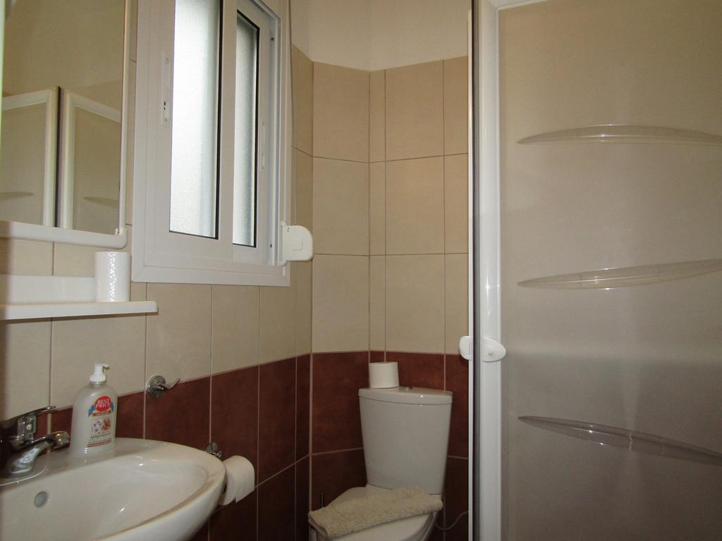 Holiday home Beach Two Bedroom Maisonette With Sea View Barbati