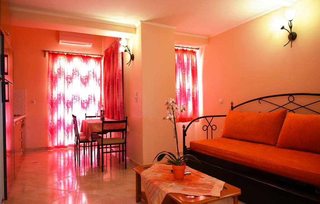Apartment Akrogiali