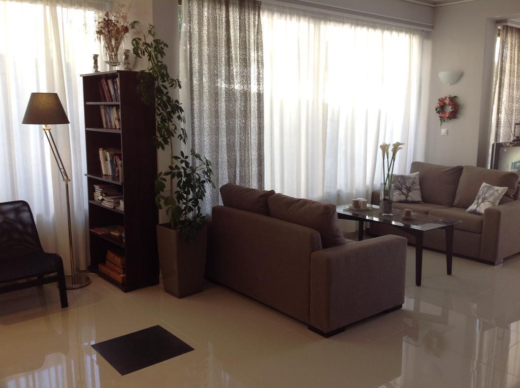 Angela Hotel