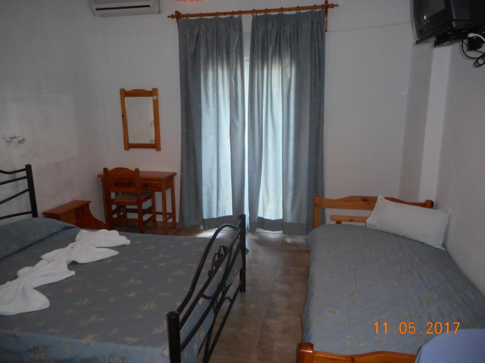 Guesthouse Christos Skopelos Town