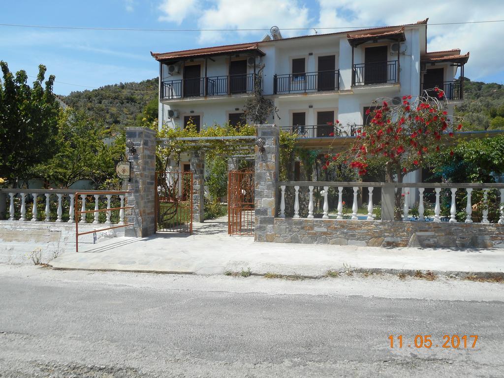 Guest house Guesthouse Christos 3*