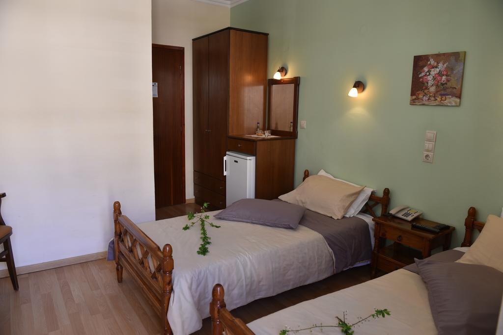 40 Platania 2* Loutra Edipsou (Evia)