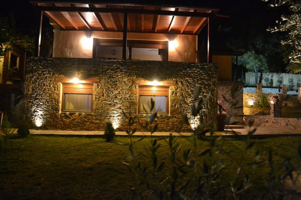 Evia Family House Nerotrivia