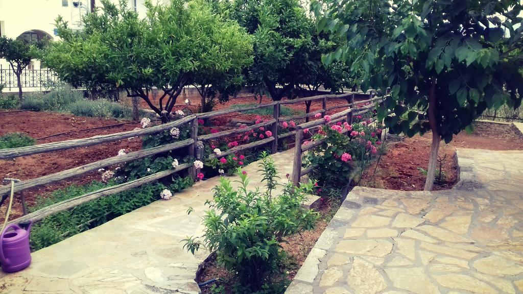 Olondio Apartment *