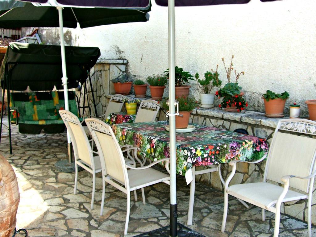 Kristallia Monastiraki (Phocis)
