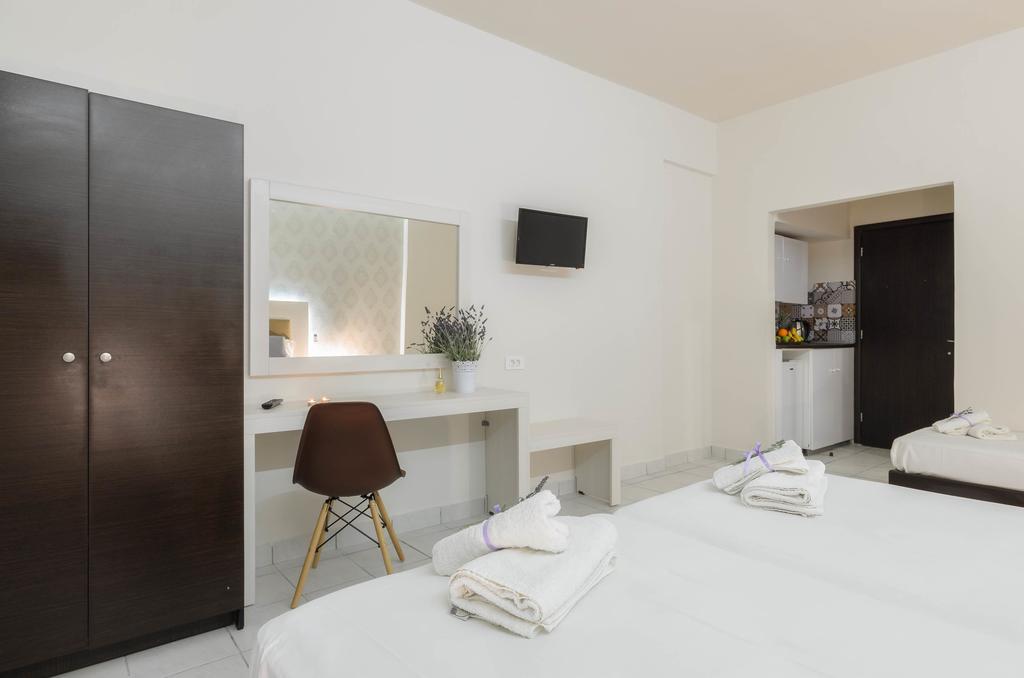 Apartment Mouria & *