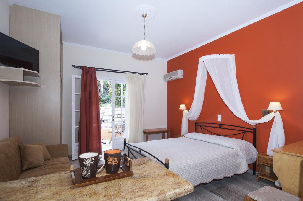 Apartment Rhea Complex