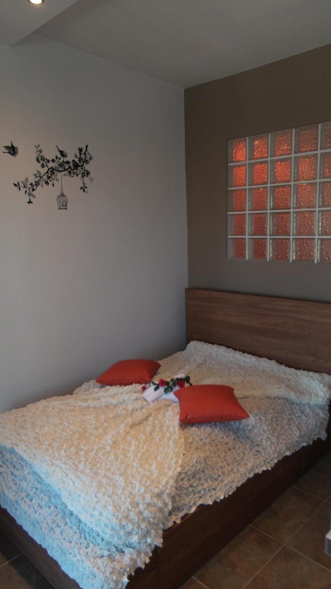 Guest house House Roula *