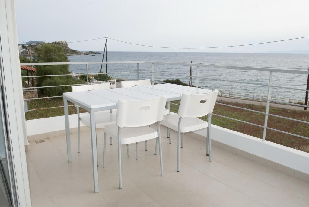 Ilios H&e House *