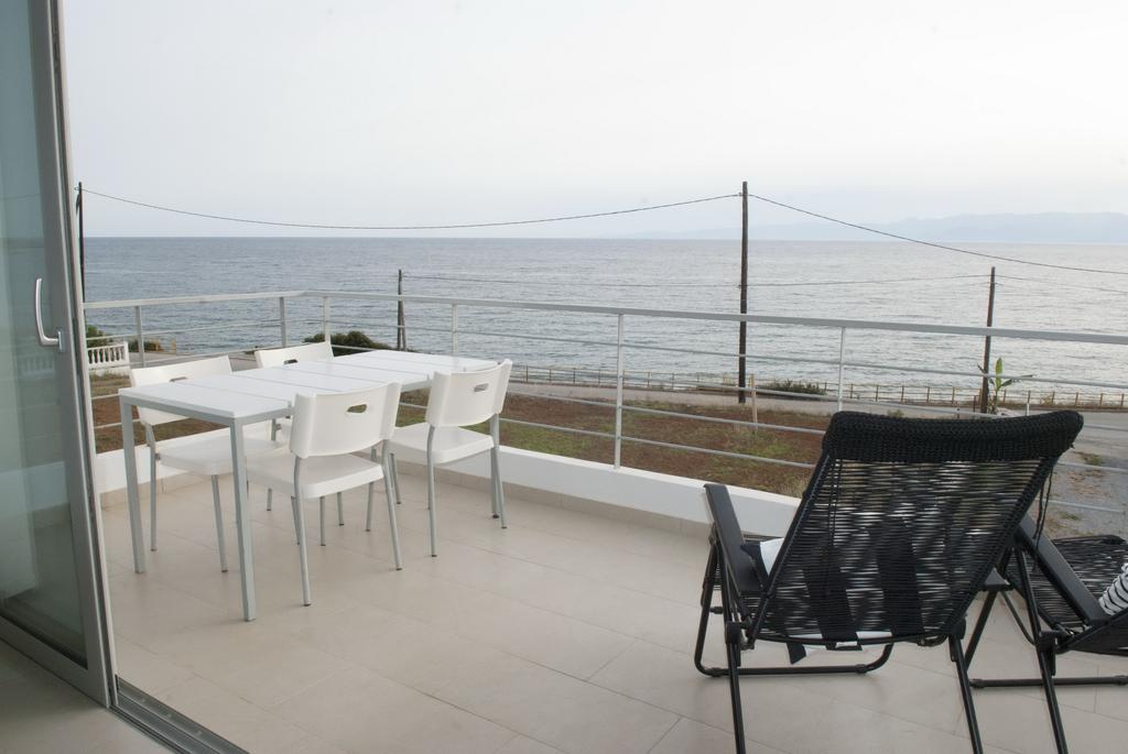 Ilios H&e House *