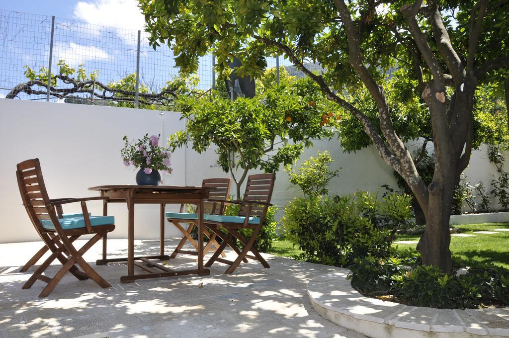 Ava Apartment Agios Gordios (Corfu)