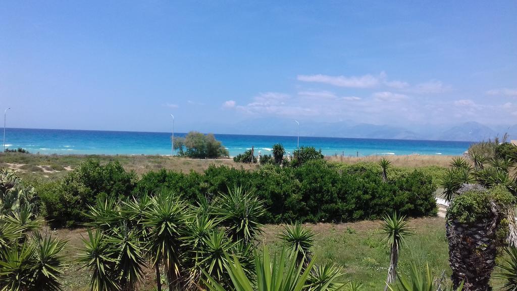 Lazaris Beach House * Almiros Beach