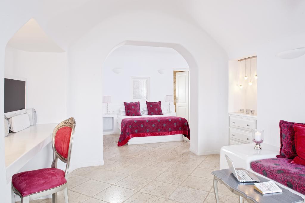 Hotel Above Blue Imerovigli (Santorini)