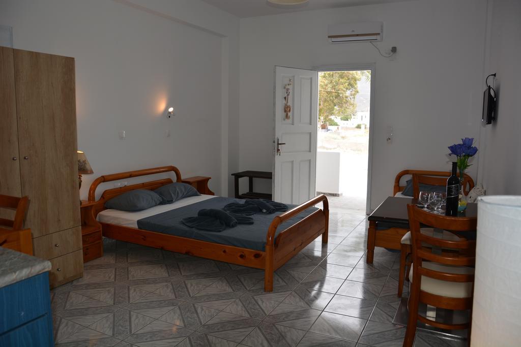 Apartment Valentino Perissa (Santorini)