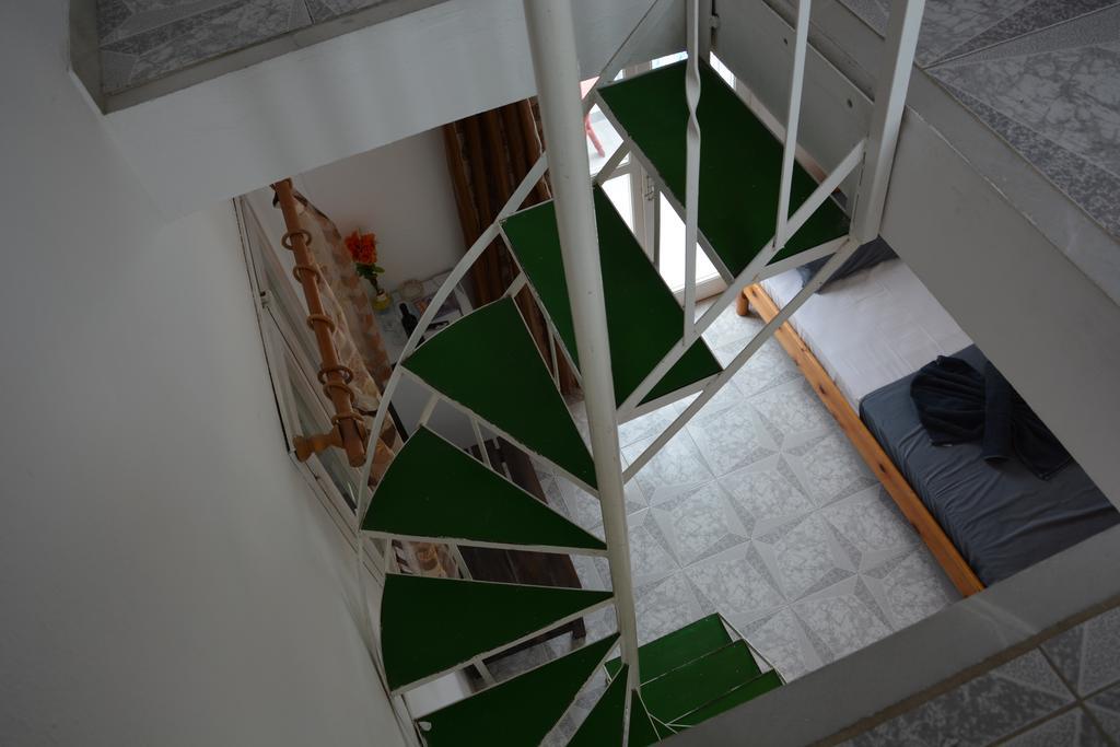 Valentino Apartment
