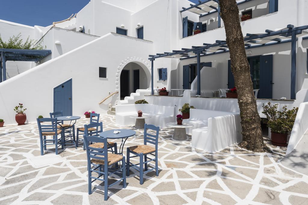 Magginas * Parikia (Paros)