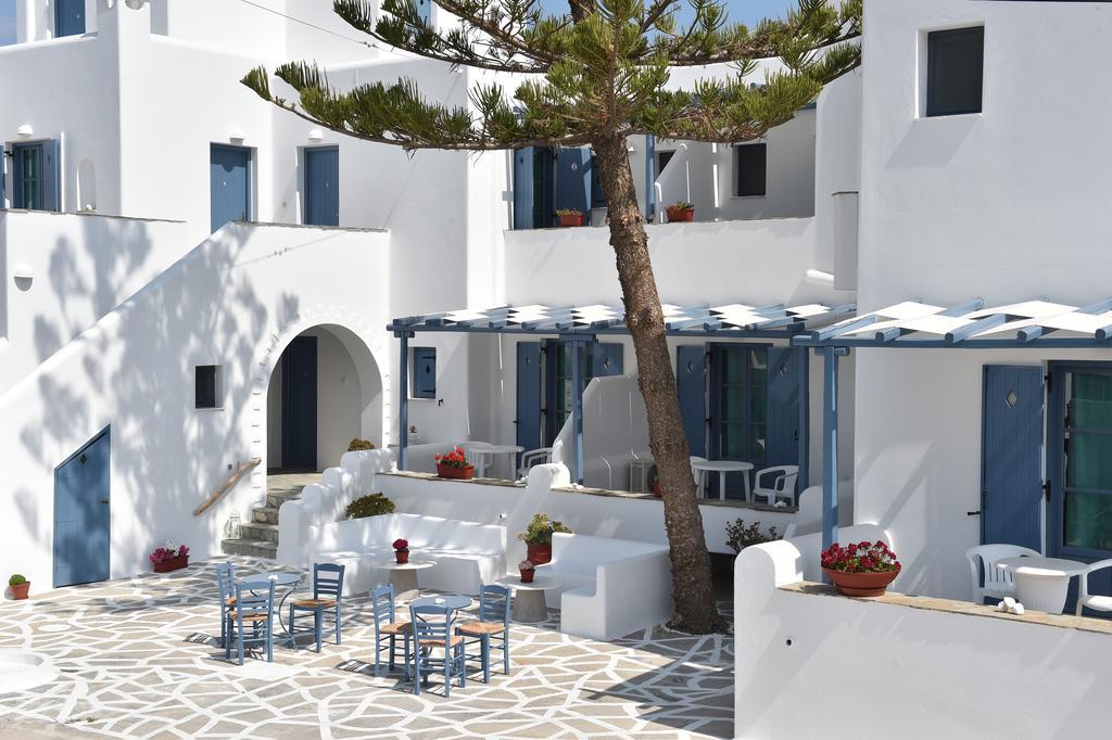 Magginas * Parikia (Paros)