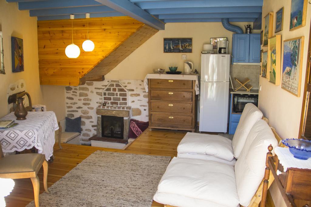 Efipoi Apartment Pinakatai