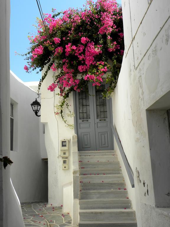Anixis Hotel