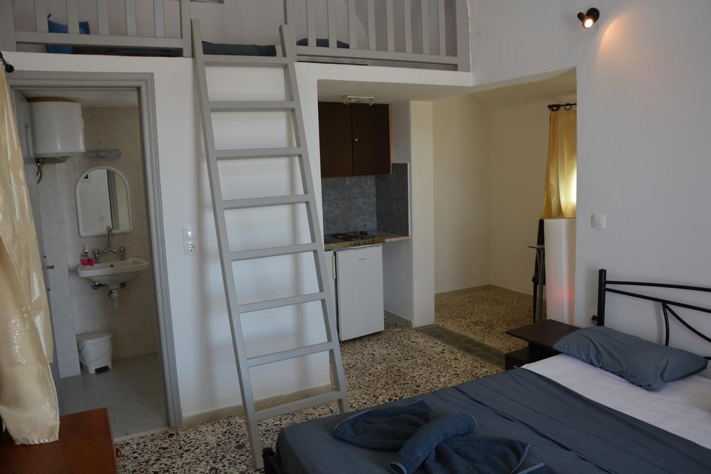 Tonaras & Apartment