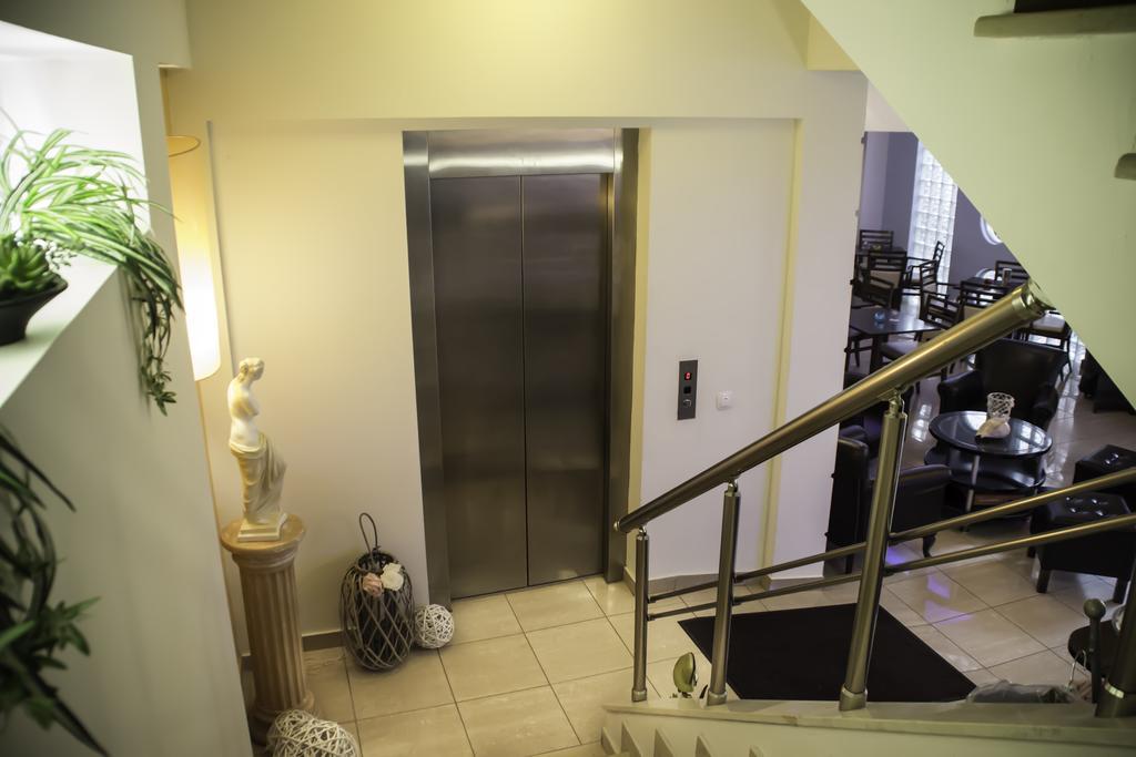 Hotel Ilion 2*