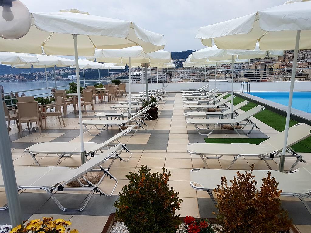 Oceanis 3*
