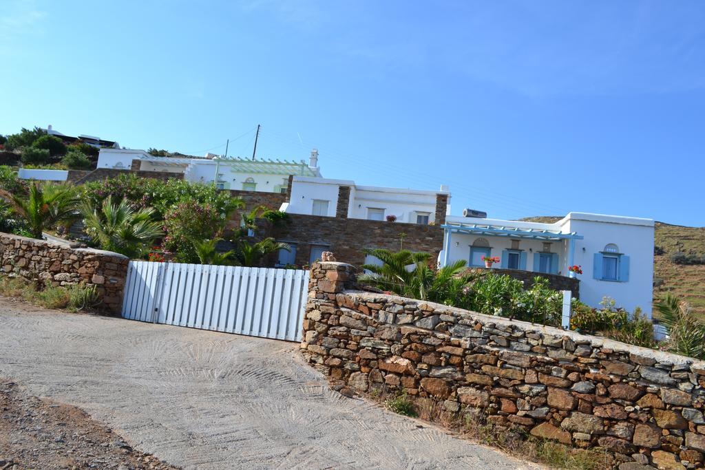 Ioanna Tinos Country house