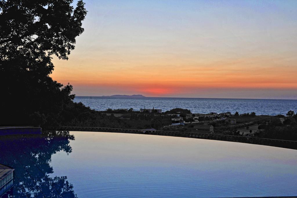 Melenia Villa Almiros Beach