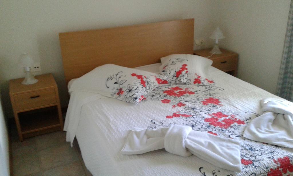 Dionysos Authentic & Village Aparthotel