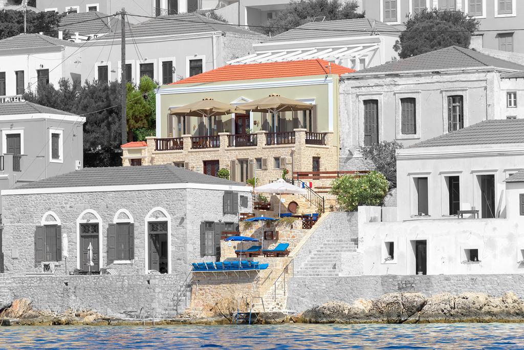 Admiral's House *