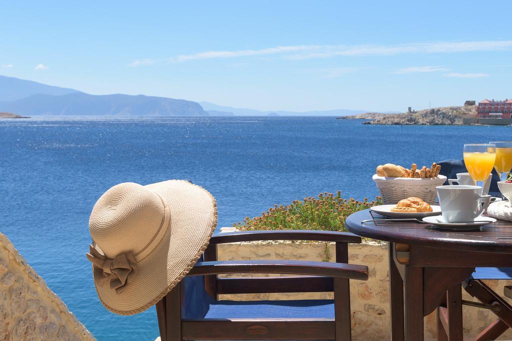 Admiral's House Villa Chalki Town