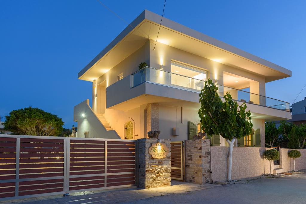 Holiday home Tarsia Homes & Suites *