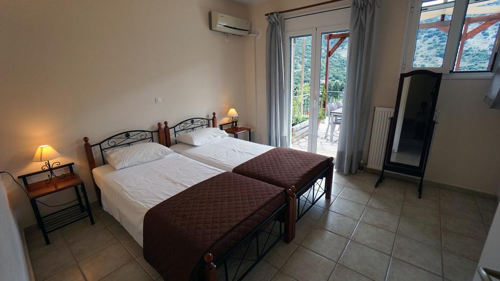 Nikos House Apartment *